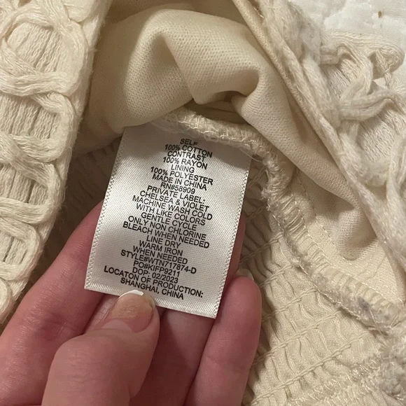 Chelsea & Violet Black and Cream Lace Tank Tops - Picture 4 of 6